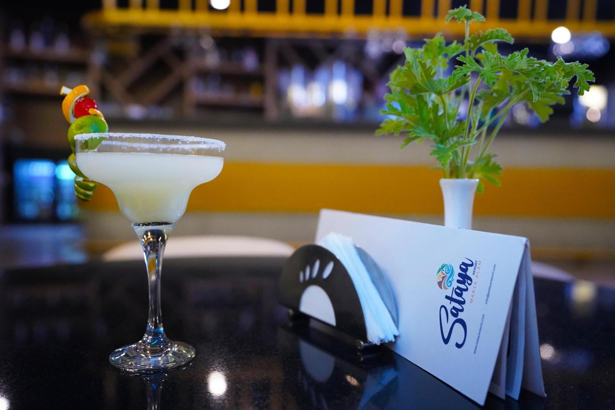 Sataya Resort Marsa Alam Exterior photo A margarita cocktail