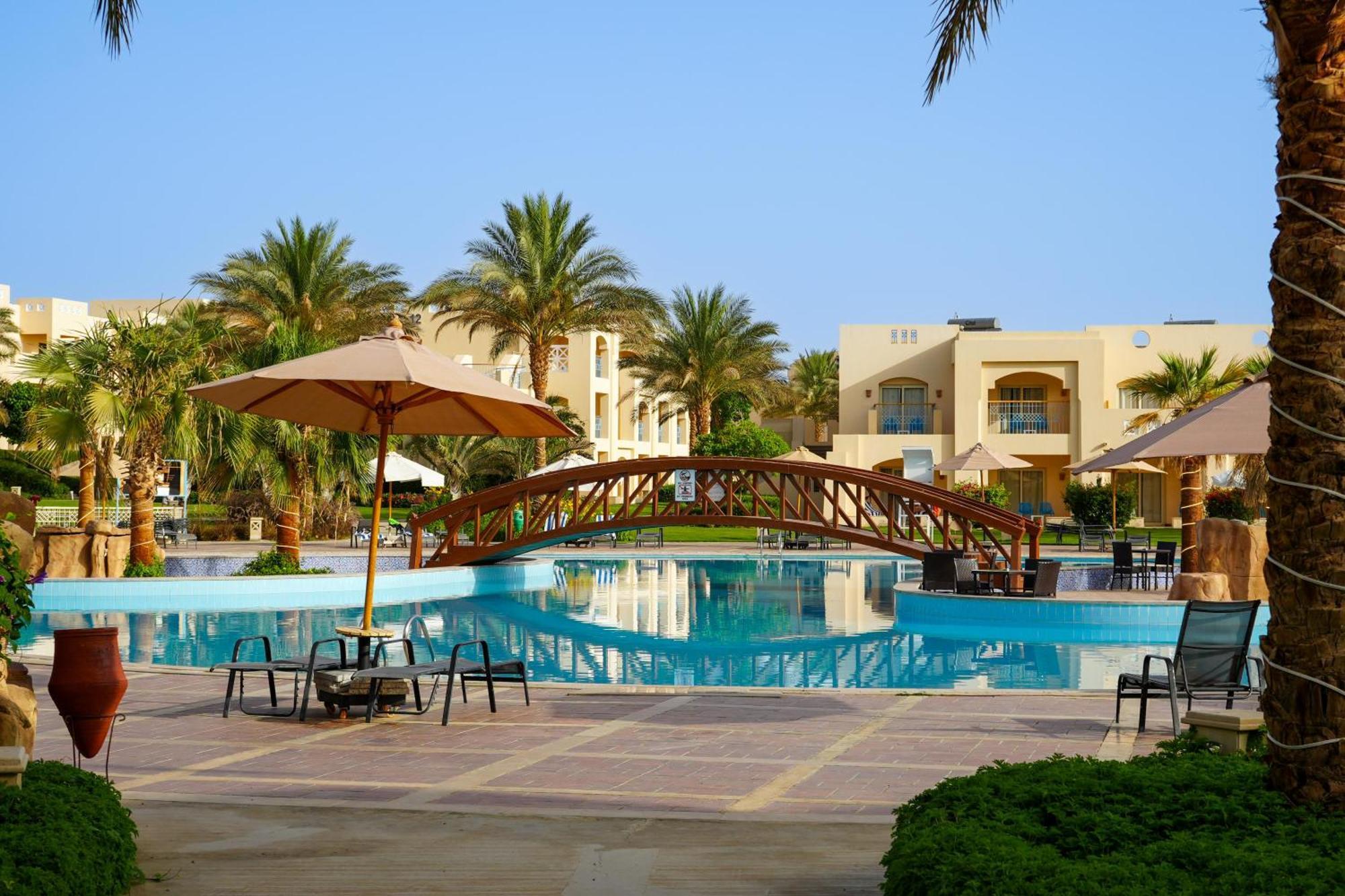 Sataya Resort Marsa Alam Exterior photo Hilton Sharm El Sheikh