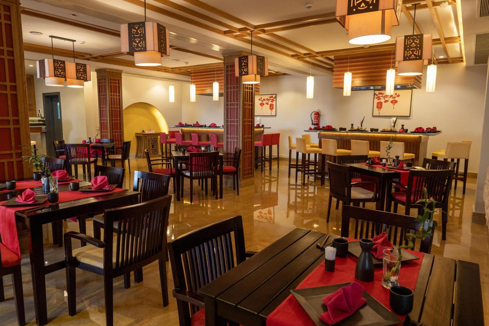 Sataya Resort Marsa Alam Exterior photo The interior of a restaurant in India